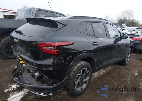 2024 Chevrolet Trax Fwd Lt z USA, uszkodzony, nr VIN KL77LHE27RC197191